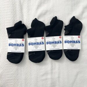 NWT Bombas 4 Pairs Bundle Pack Ankle Socks Size Medium